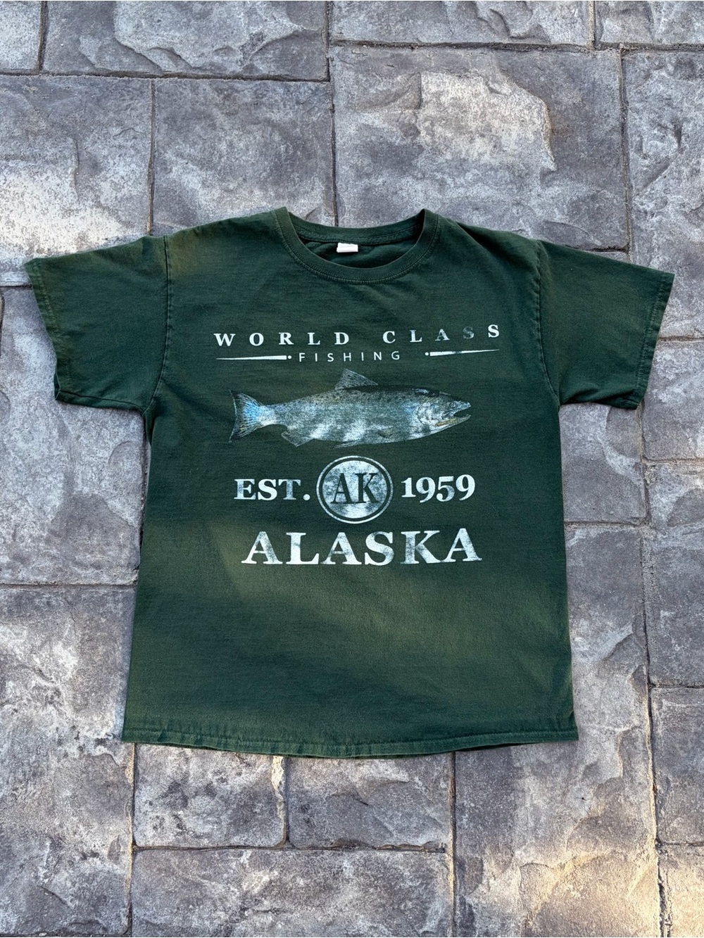 Vintage Alaska World Class Fishing T-Shirt Green
